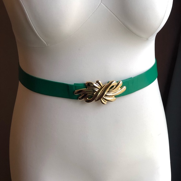 Vintage Green Leatherette Belt with Accent Gold Clasp Buckle Waist Cinching - Picture 2 of 9